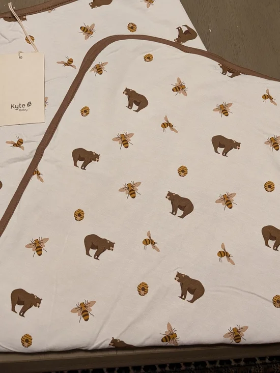 NWT Kyte BABY Honey Bear Baby Blanket