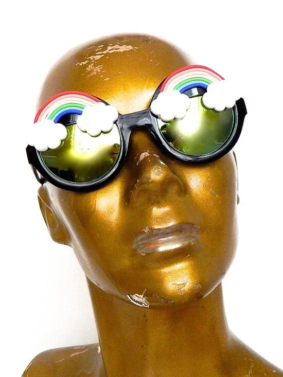 GASOLINE GLAMOUR FANTASIA WILDE CATERPILLAR SUNGLASSES 🌈🌈🌈