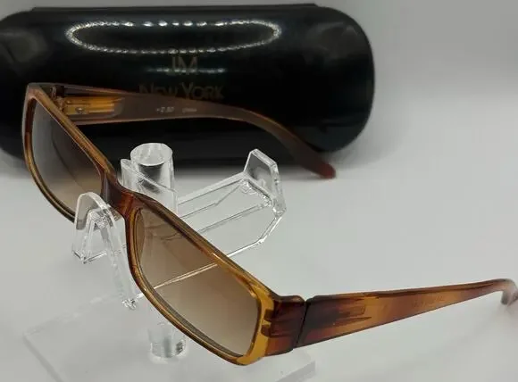 JM New York Sunglasses Brown Rectangular Frame Gradient Lens w/ Case