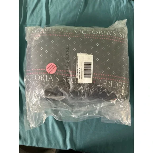 Victoria's Secret‎
