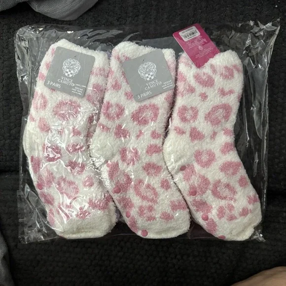 NWT 12 Pairs Fuzzy Slipper Socks Vince Camuto Multi Packs Gift Stocking‎ Stuffer