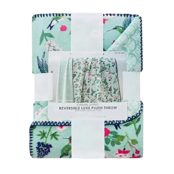 Casual Living Reversible Luxe Plush Throw 50in x 70in Green