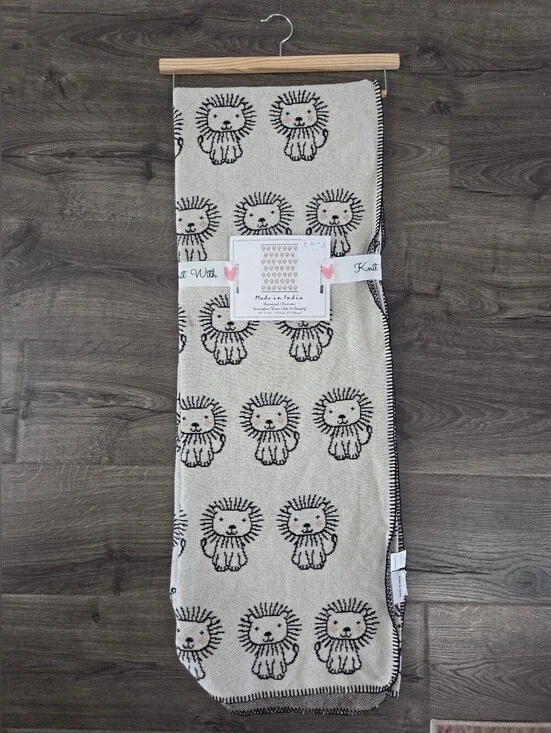 Oversized Kids Lion Decorative Throw 100% Cotton - NEW