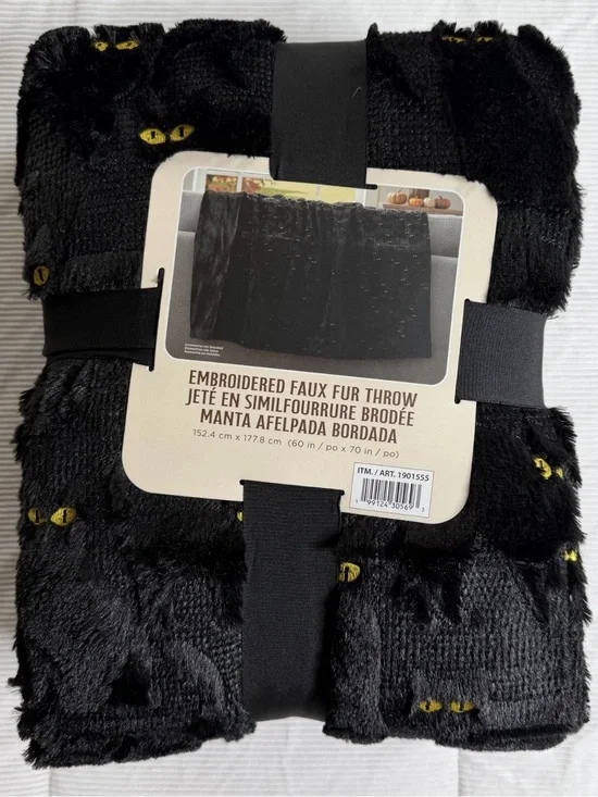 Costco Halloween Pick Black Cat Faux Fur Throw TikTok VIRAL NWT 2026