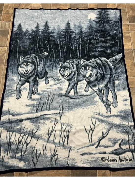 Biederlack Throw Blanket Wolves On Move USA 60x80” Wolf Pack Blue Black Cover