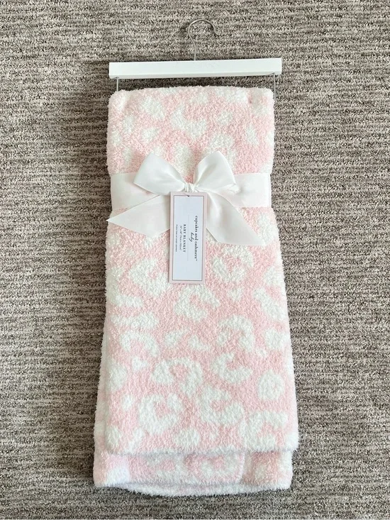 NWT Cupcakes & Cashmere Pink Leopard Baby Blanket