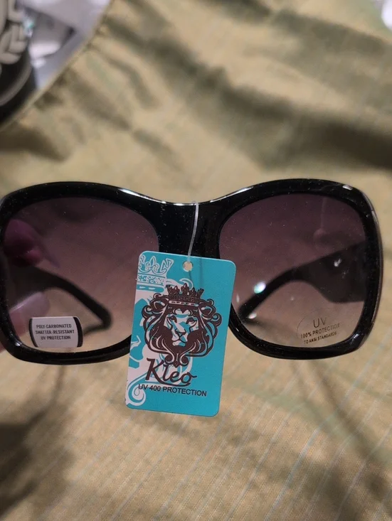 Kleo Oversized Dark Transparent Teal Sunglasses with Black Gradient Lenses