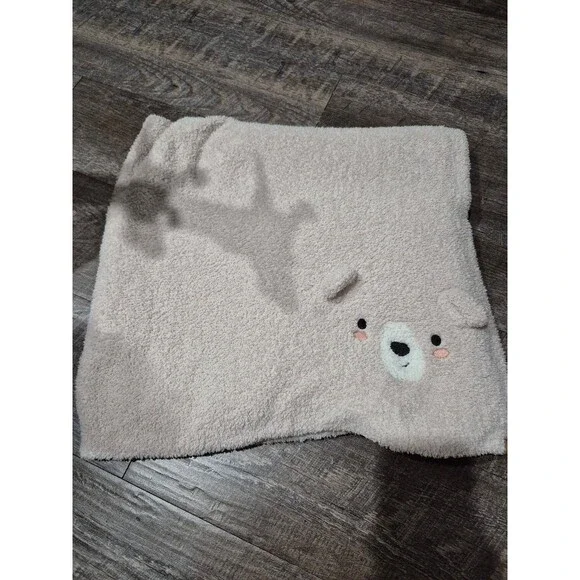 Bearpaw guy baby blanket size 0-6 months