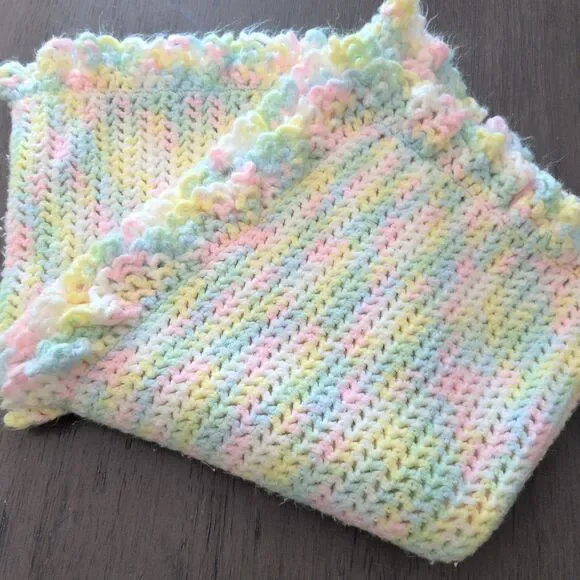 Oversized Chunky Chenille Toddler Blanket–Pastel Variegated Knit Throw