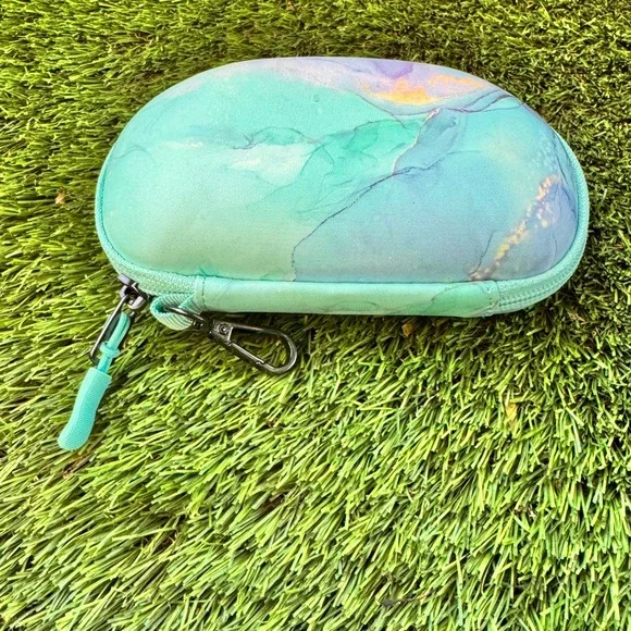 Finpac Teal Marble Pattern Hard Shell Glasses Case‎ with Carabiner Clip