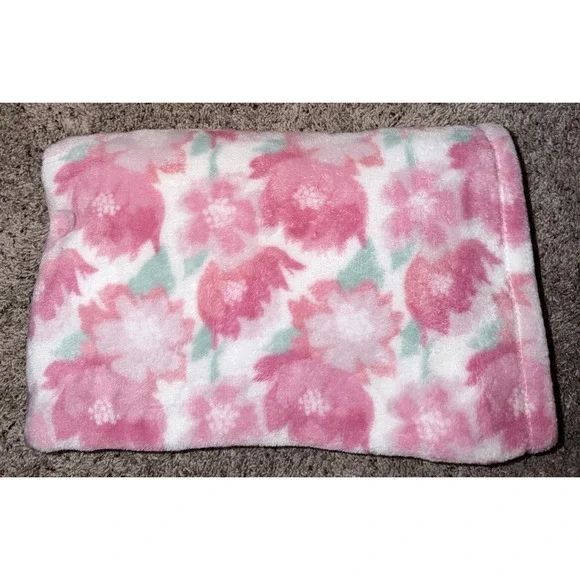 Adirondack Baby Blanket Pink Floral Flowers Lightweight Soft Plush‎ Girls