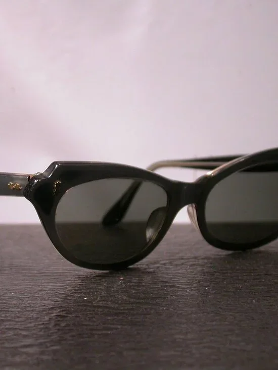 Vintage Silver Pearl Star Cat Eye Retro Sunglasses Made in France