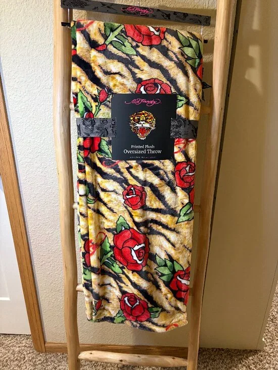 Ed Hardy Tiger Stripe Rose Oversized Throw Blanket 60x70 Plush NWT