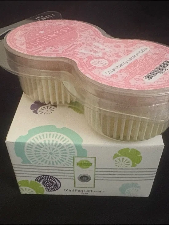 Scentsy Mini Fan Diffuser and Scentsy Pod Two-Pack, USB Powered, No Mess, NEW