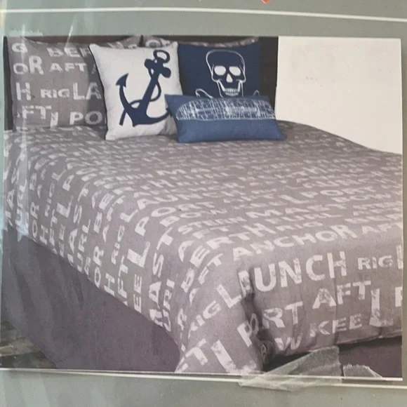 NWT RizKidz full size comforter set w/ shams gray
