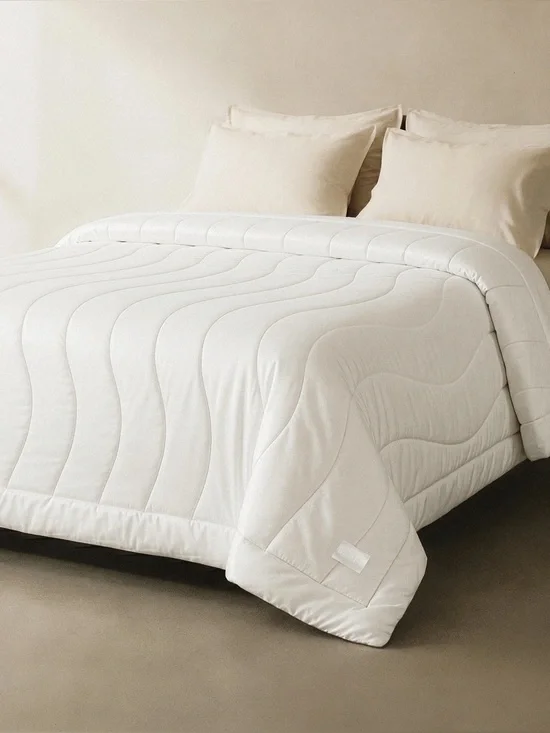 Buffy breeze comforter