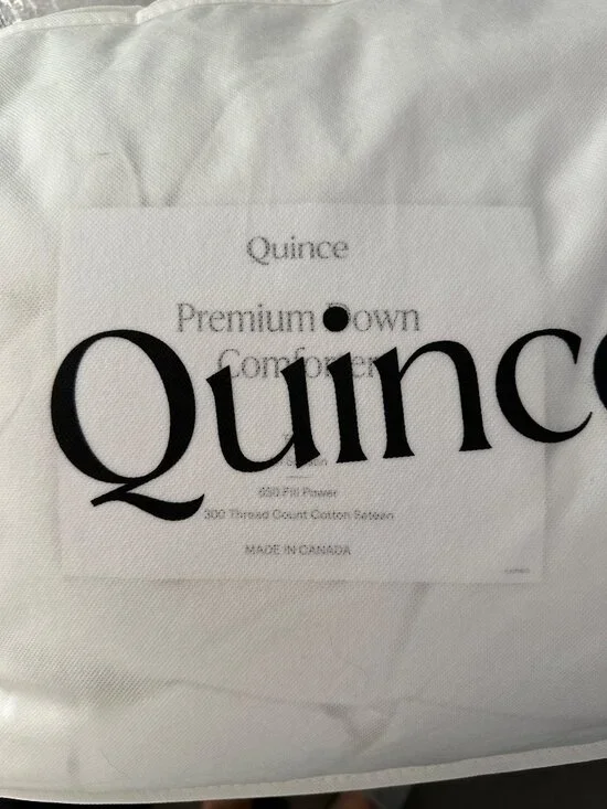 Quince Premium All-Season Down Comforter Twin 650 Fill Power White Duvet Insert
