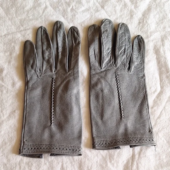 Vintage Women's Grey Leather Dress Gloves