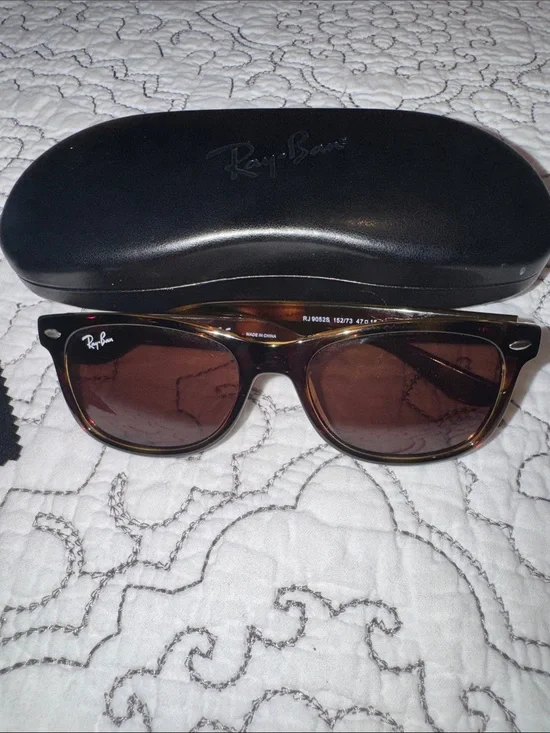 Ray-Ban kids Classic Wayfarer Sunglasses - Brown