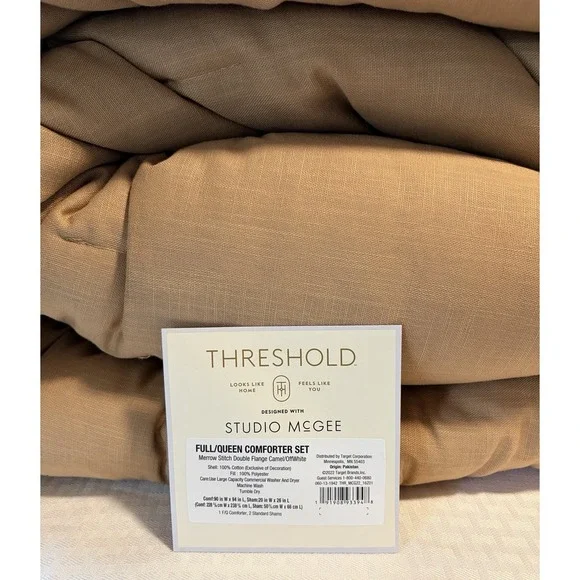 Threshold Double Flange Merrow Stitch Comforter & Sham Set Camel/Off White - F/Q