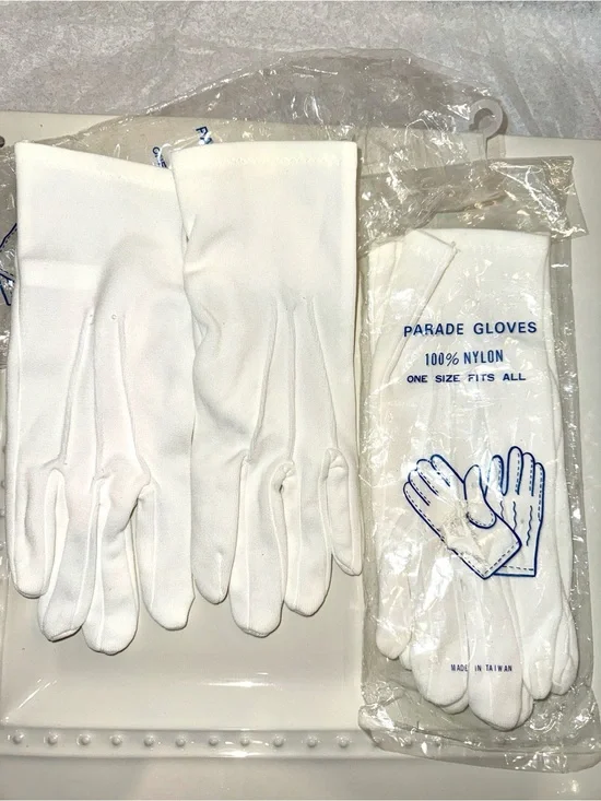 NEW Set of 2 Parade Costume Dance 100% Nylon White Dress Gloves