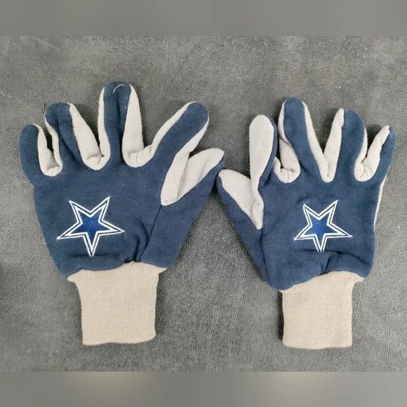Cowboy gloves