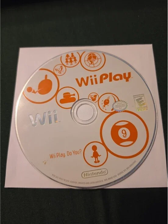 Wii Play (Wii, 2007) DISC ONLY 8326