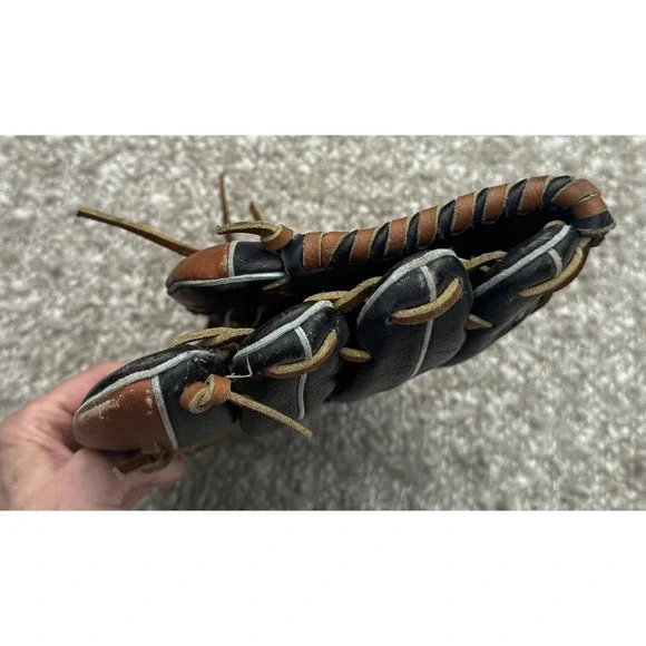 Rawlings MVP Series baseball/softball glove, HW13BF, Glove Size: 13 Inch
