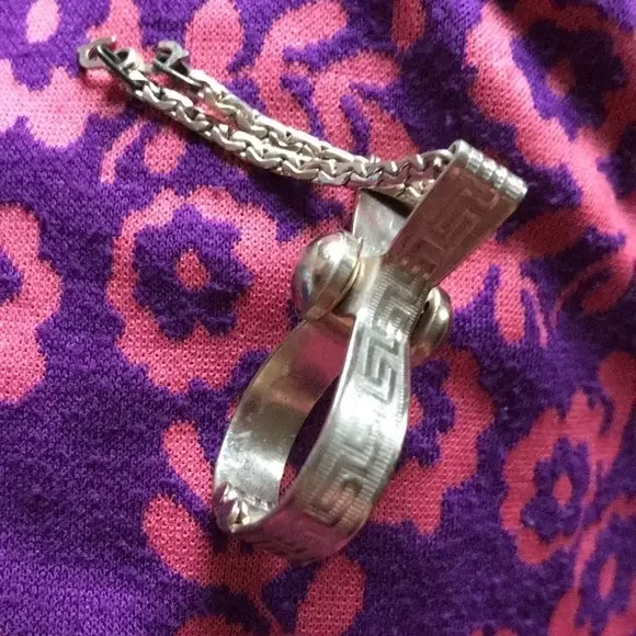 Vintage 1950s Greek Key Glove Holder Clip Purse Chain Gold Silver Tone