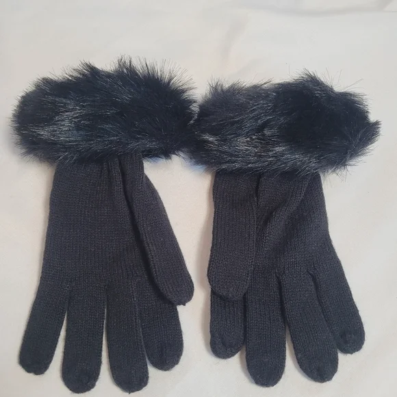 Vintage Women's Knit Gloves w/ Faux Fur Black