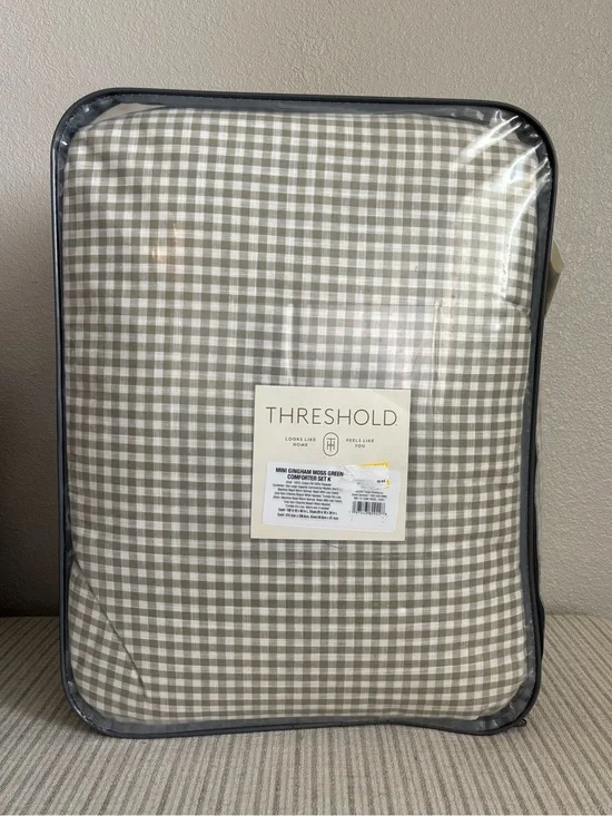NWT King Mini Gingham Comforter and Sham Set Moss Green - Threshold