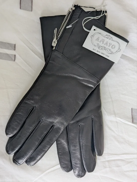 NWT Amato Black Lambskin Leather Zip-Detail Gloves