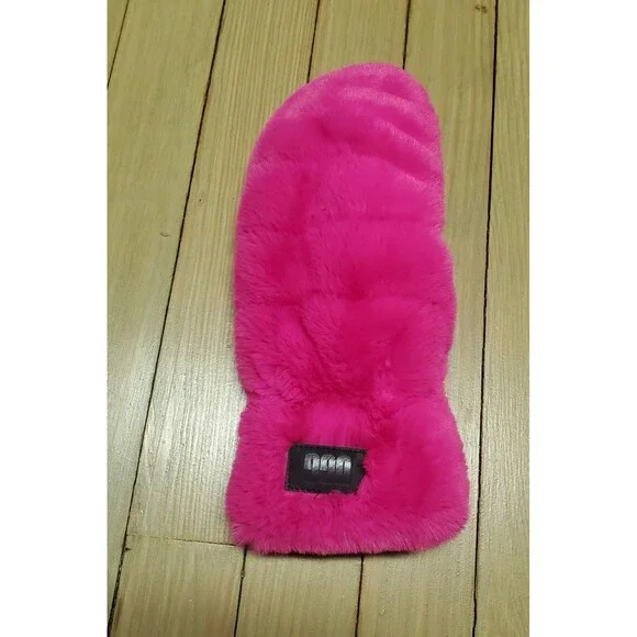 UGG Women's Quilted Faux Fur Mitten (1) In Neon Pink