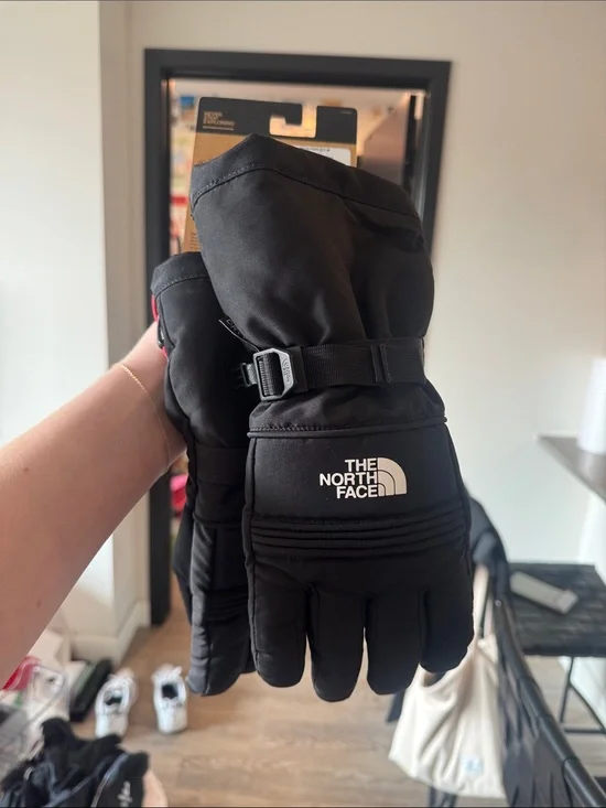 The North Face Black Winter Ski Mittens with Logo
