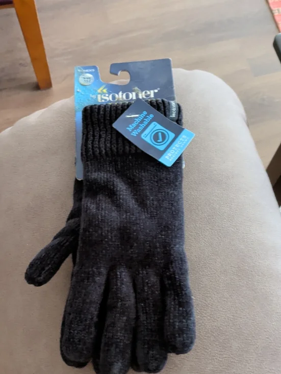 isotoner Black Knit Gloves with Ribbed Cuff