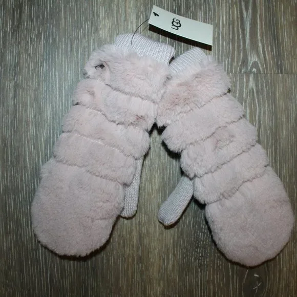 NWT‎ UGG WOMEN'S GIRL'S FUR MITTENS PINK