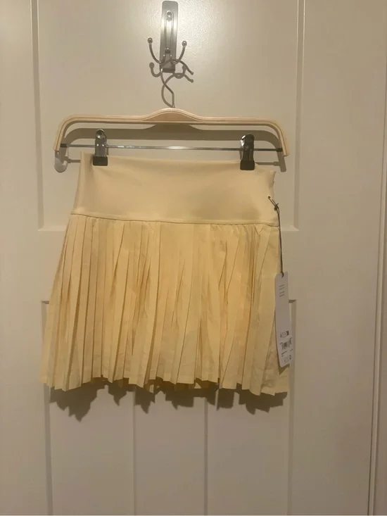 ALO Yoga GRAND SLAM TENNIS SKIRT - CANDLELIGHT YELLOW Small NWT