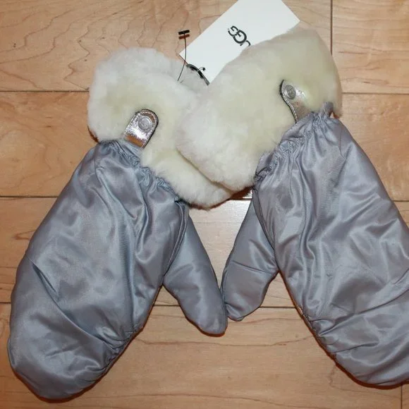 UGG NEW MITTENS GRAY SILVER SHEARLING‎ CUFF MITTENS