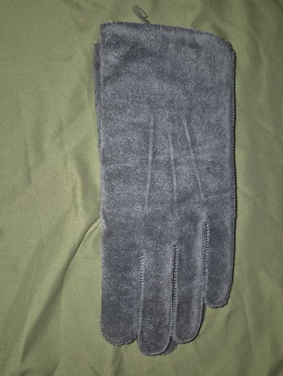 Gray Isotoner Gloves Size Small