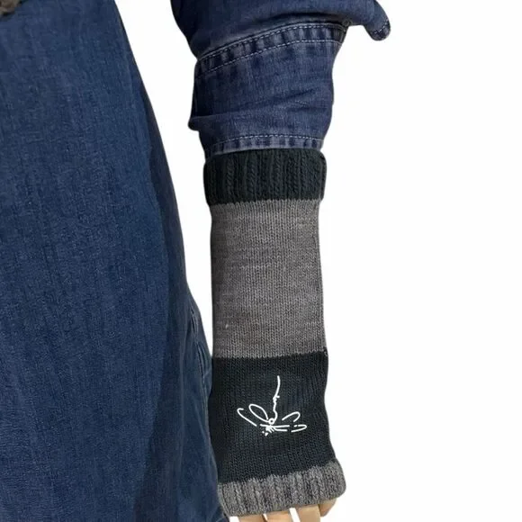 Dragonfly Color Block Gray Blue Knit Arm Warmers Fingerless Gloves NWT