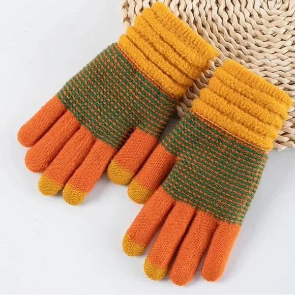 Colorful Knit Gloves