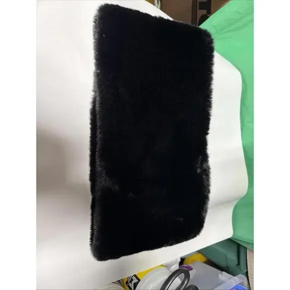 Elegant Black Faux Fur Hand Muff - Luxury Winter Hand Warmer‎ - 15.5
