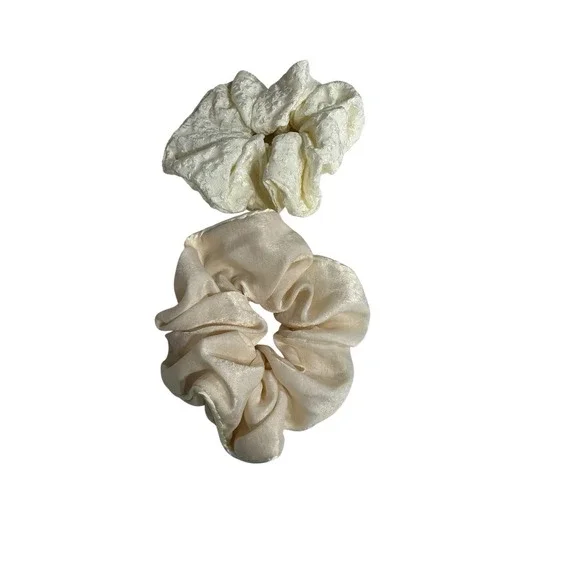 NEW hair ties accessories women girls all hair types lot of 2 WHITE CREAM‎