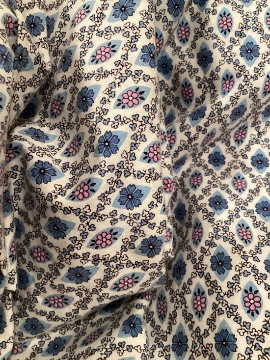 Duvet circa  1950s “Feed Sac” Style 100% Cotton Rare find Zipper Closure