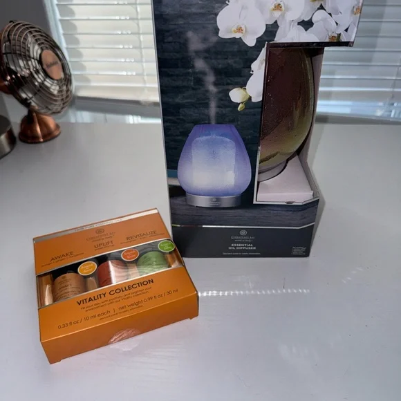 Chesapeake Bay Essential Oil Diffuser with Blue Light
