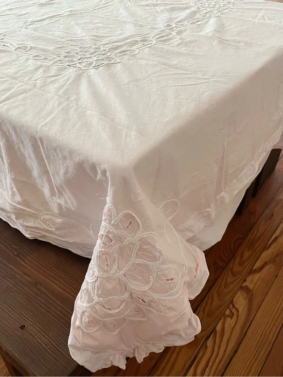 Vintage Battenburg Embroidered Duvet