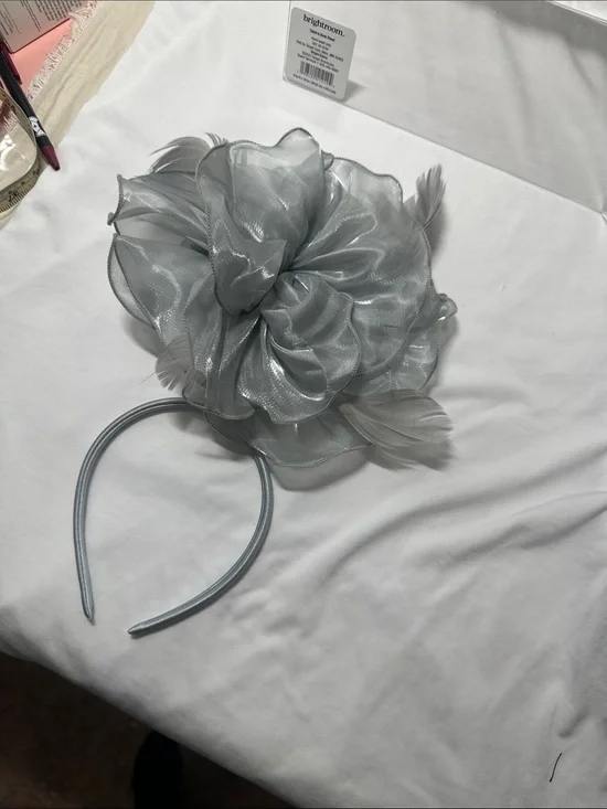 Costume style hair piece NWT