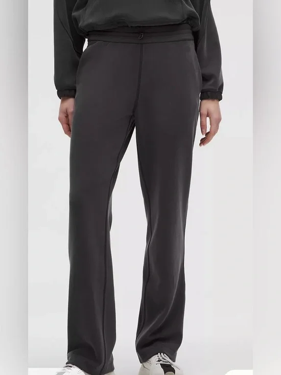 lululemon Softstreme High-Rise Women’s Black Soft Velour Pants