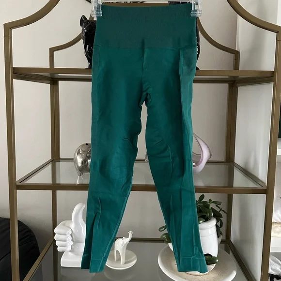 Lululemon teal leggings