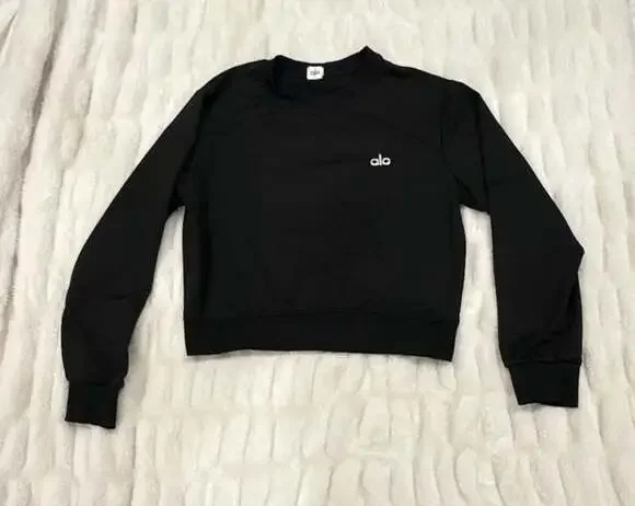 Alo Yoga Women's Black Crewneck Cropped Sweatshirt